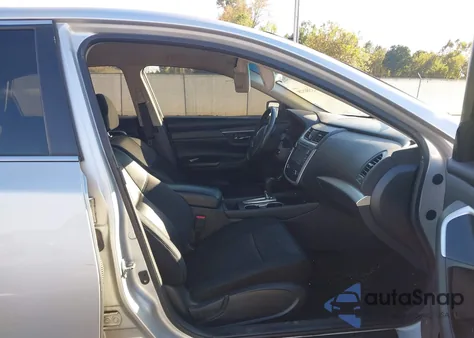 2016 Nissan Altima 2.5 Sv z USA, uszkodzony, nr VIN 1N4AL3APXGC139009